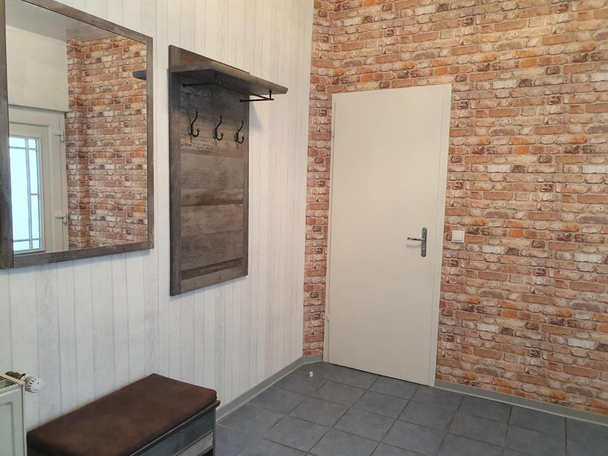 Gemuetliches Zimmer Mit Eigenem Bad Und Kueche Swisttal Εξωτερικό φωτογραφία